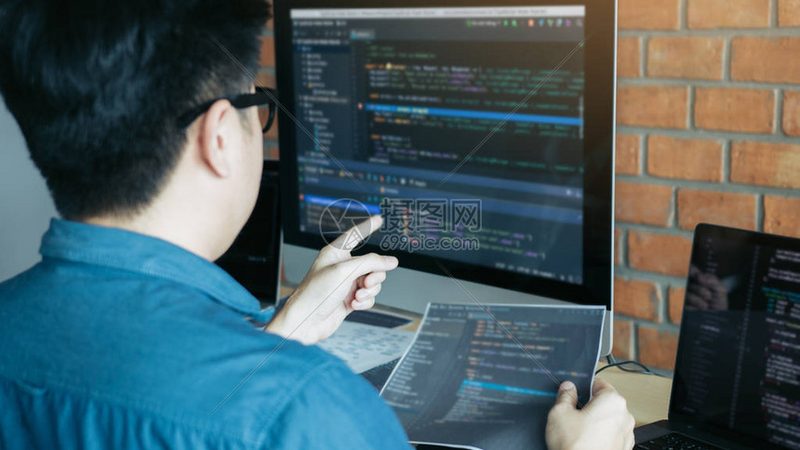 直播APP iOS端开发：揭秘技术选型与团队实力